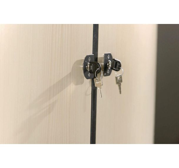 2 Serrures pour porte de buffet Parady et Mona