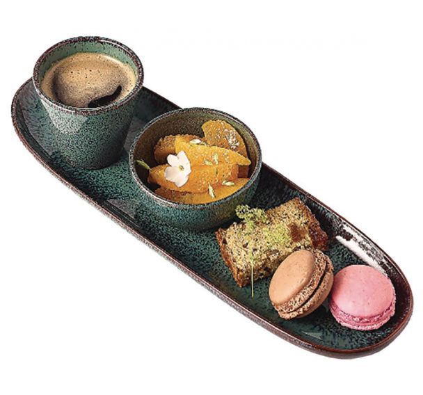 Assiette en grès 33x10,5 cm vert émeraude