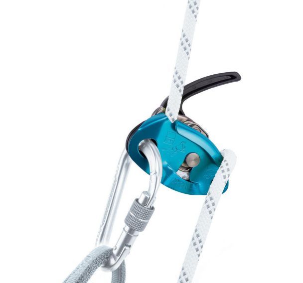 Assureur d'escalade petzl gri gri