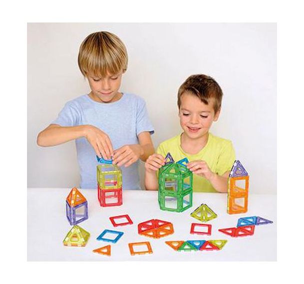 Atelier des formes translucides polydron