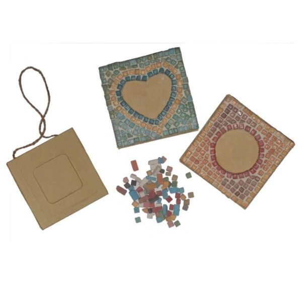 Atelier pour 12 cadres photos mosaique formes assorties
