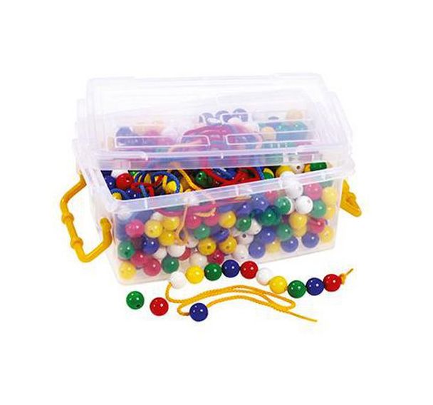 Bac 900 perles plastiques géantes couleurs assorties + bac + 16 lacets offerts