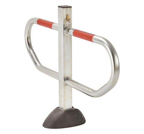Barrière pied central avec arceaux