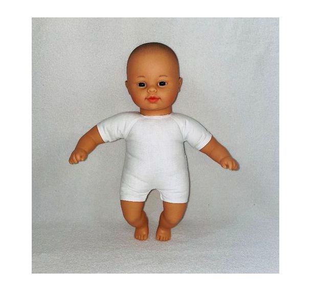 Bébé asiatique garçon corps souple sans cheveux