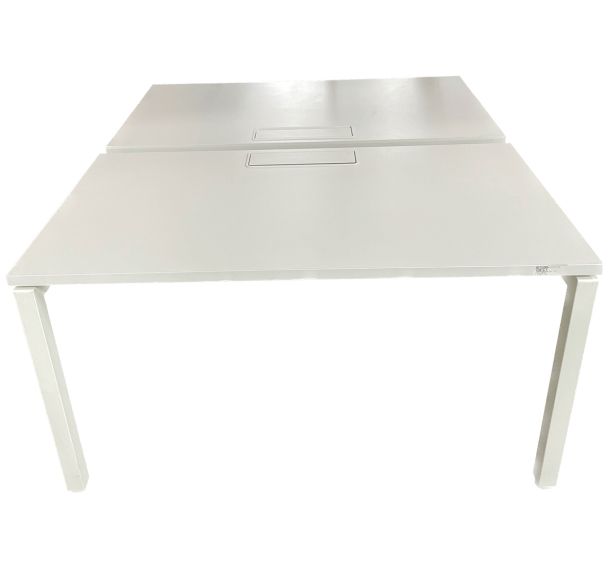Bureau reconditionné 162x140x76
