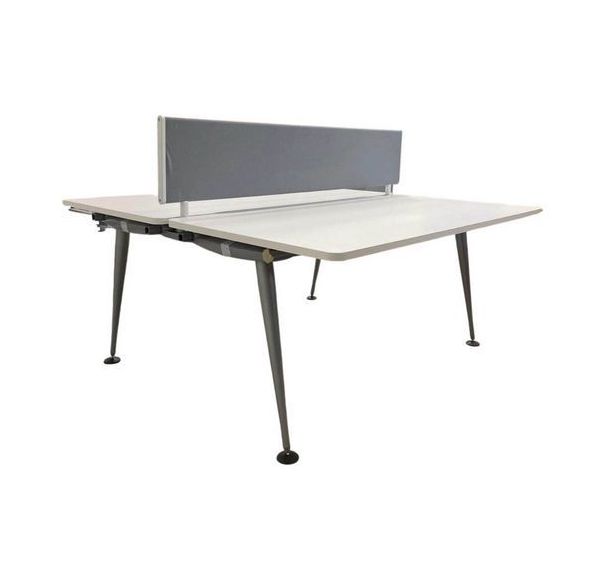 Bureau reconditionné 163x160x73