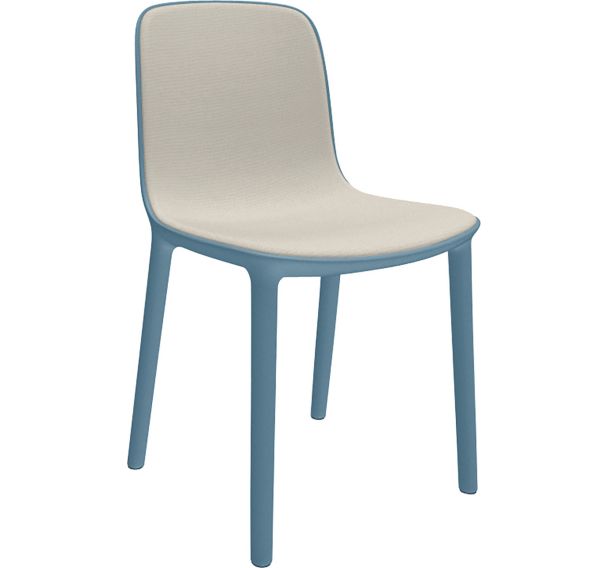 Chaise FREYA polypropylène ass/dos tissu Byte Infiniti