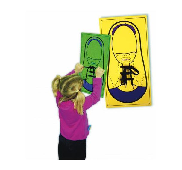 Chaussure géante à lacer