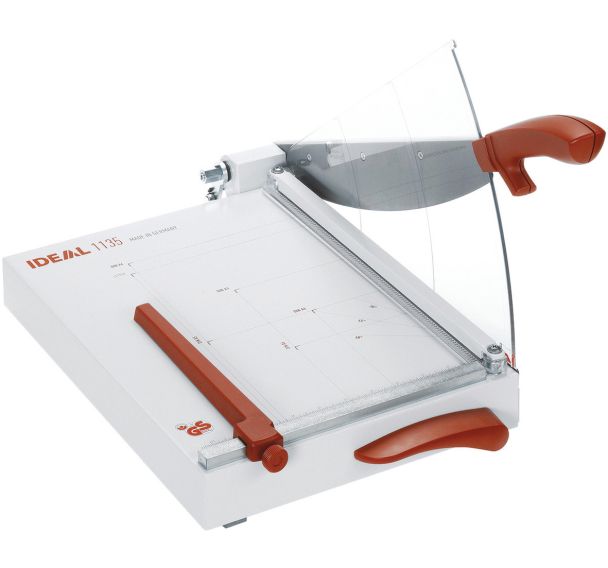 Cisaille pression automatique A4 modèle 1135