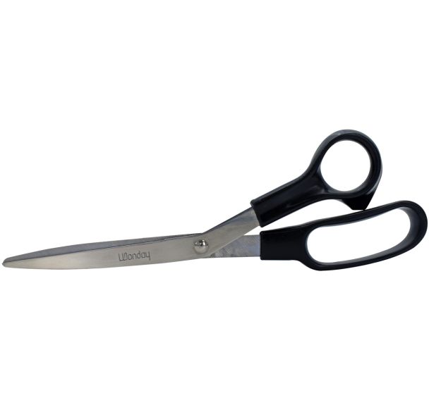 Ciseaux universel droitier 21 cm.
