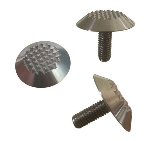 Clou podotactiles à sceller
