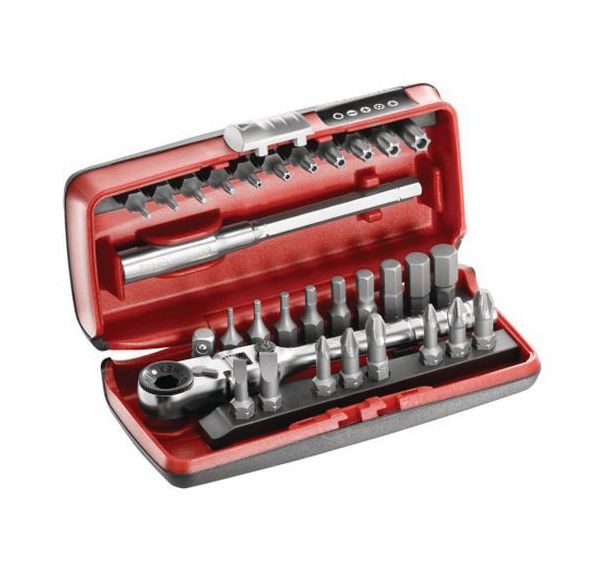 Composition vissage 1/4'' avec cliquet compact flex