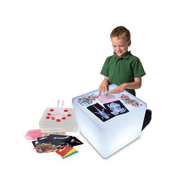 Cube lumineux d'apprentissage
