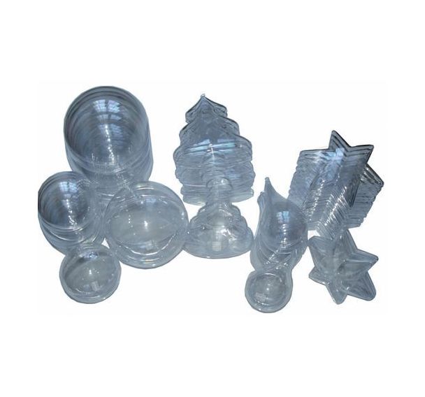 Ensemble de 30 objets plastique à décorer + 6 boules Ø 70mm offertes