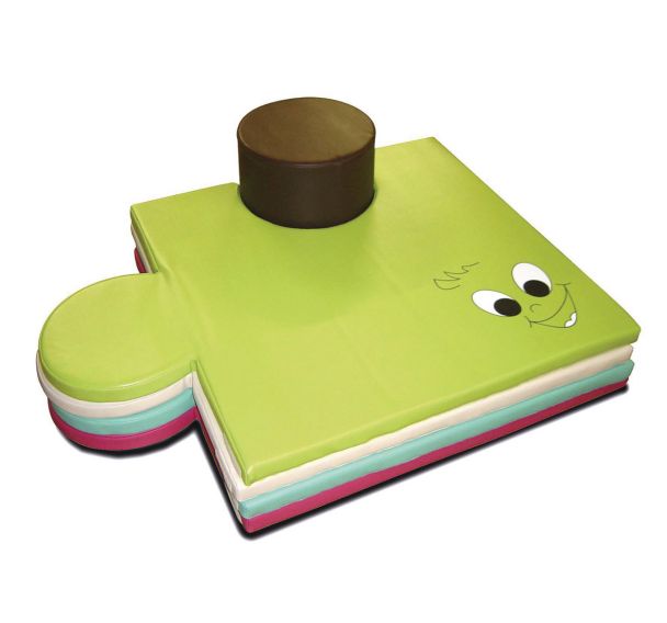 Ensemble de 4 tapis puzzle et 1 pouf Tom et Lili