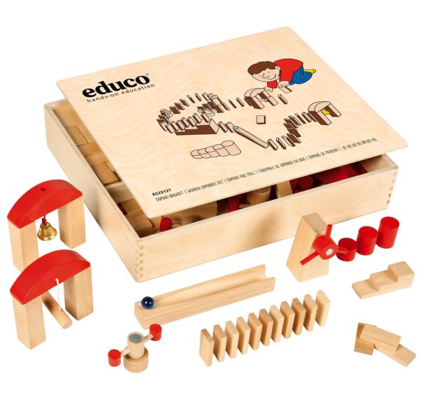 Ensemble de dominos en bois