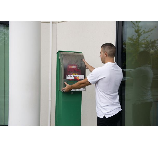 Installation armoire intérieure / mise en service DAE / Initiation FRED PA-1