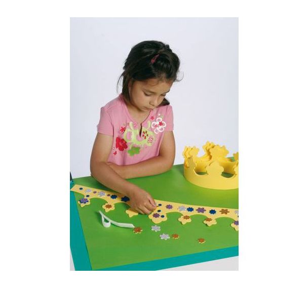 Kit de 10 couronnes jaune à décorer, 100 étoiles et 100 ronds de 8 mm