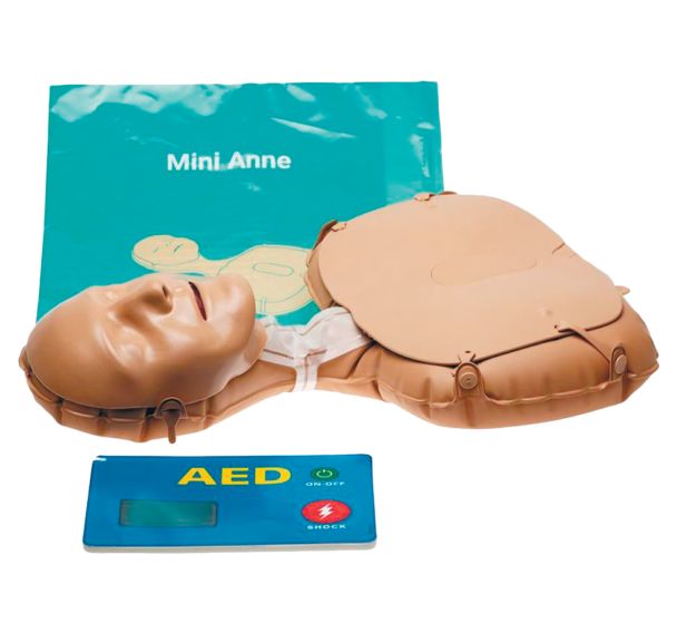 Kit mannequin mini anne et defibrillateur factice -Laerdal