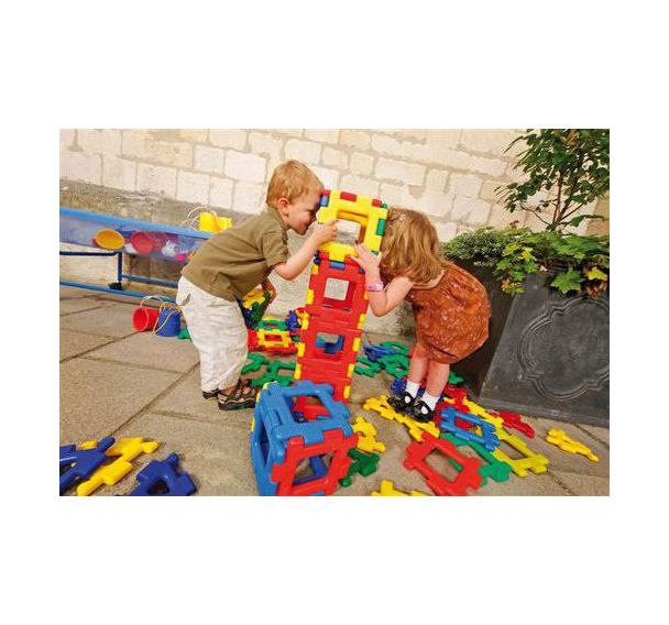 Les constructions géométriques géantes polydron : set de construction