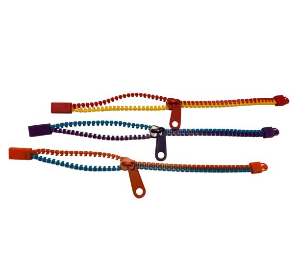 Lot 3 bracelets zip
