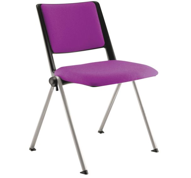 Lot de 4 chaises Match piètement alu dossier et assise tissu classé M1