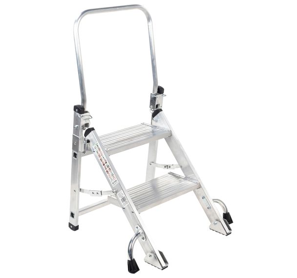 Marchepied 2 à 4 marches - Manutan Expert