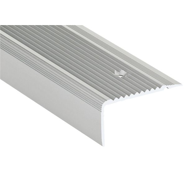 Nez de marche alu strié spécial rénovation 50mm x 22mm x l.1,5 m