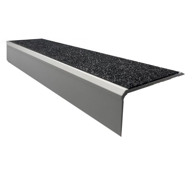 Nez de marche cornière avec grand bord sifflet - 1500l - Wattelez