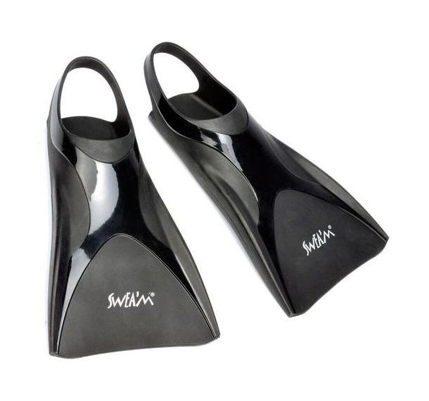 Palmes courtes de piscine