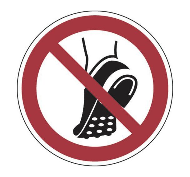 Panneau de diamètre 20 cm (interdit chaussures à crampons)
