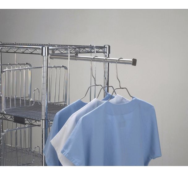 Penderie extérieure pour chariot de distribution du linge individuel