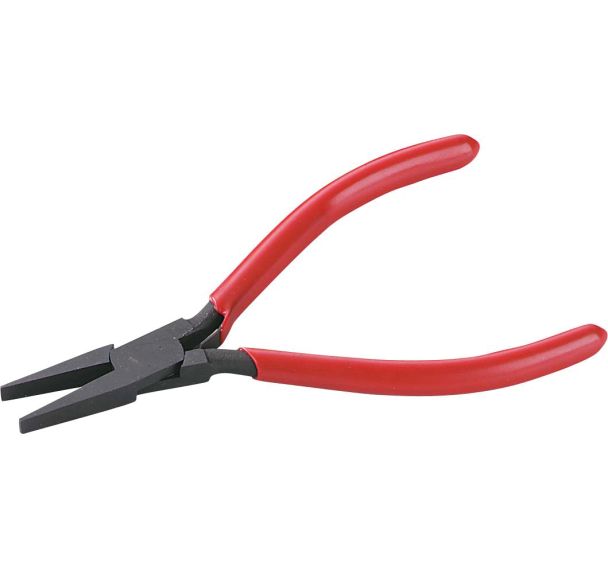 Pince électronique becs plats  _ 565