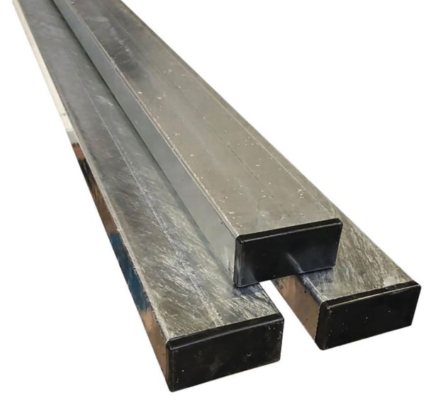 Poteau rectangulaire pour panneau signalisation acier galva 80x40 mm