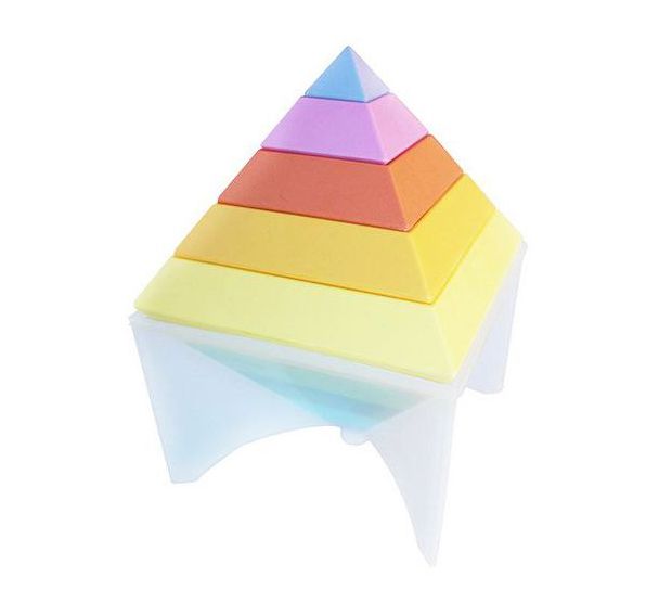 Pyramide arc-en-ciel