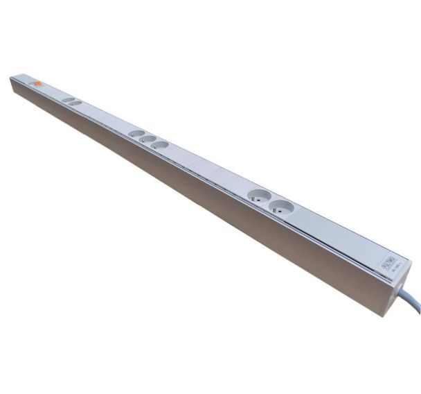 Rampe électrique 8 prises largeur 1250 pour établi de 1500/1600