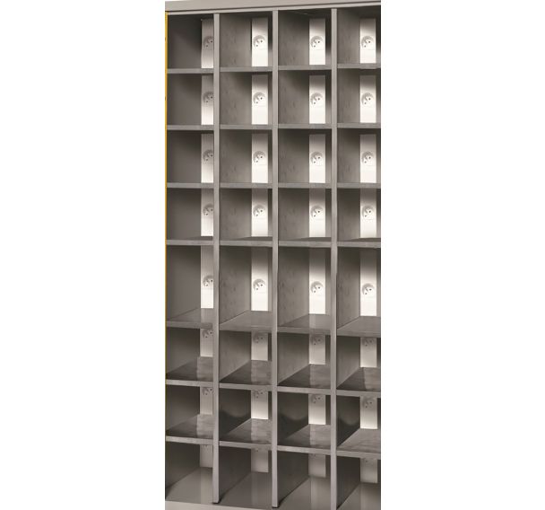 Rampes 8 prises électriques (lot de 4) - Manutan Expert