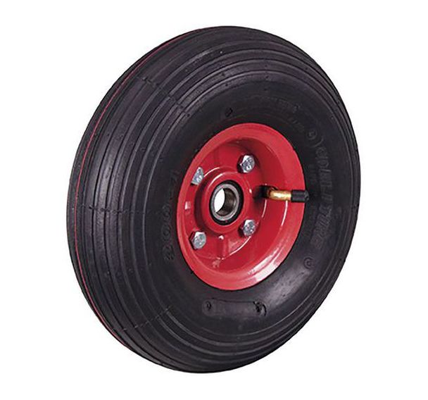 Roue pneumatique avec des rainures dans la bande de roulement