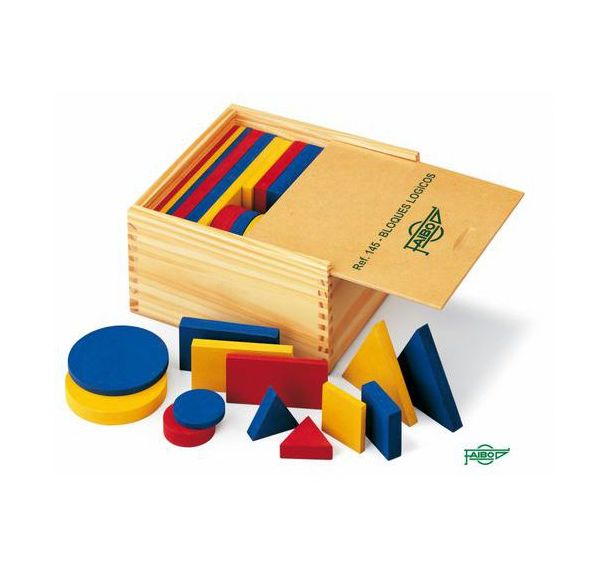 Set de blocs logiques géométriques en bois