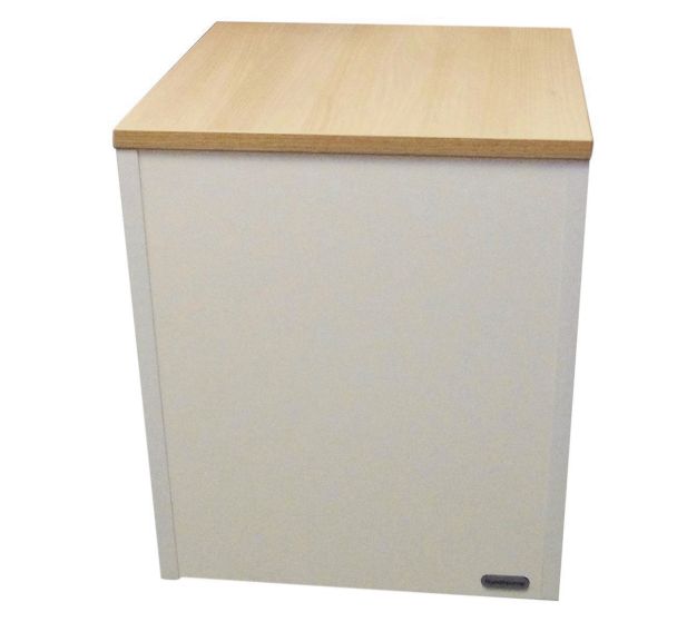 Siège pour cabine d'essayage CUBO