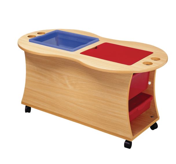 Table d'activités des petits