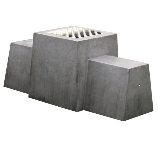 Table jeu de dames et bancs béton