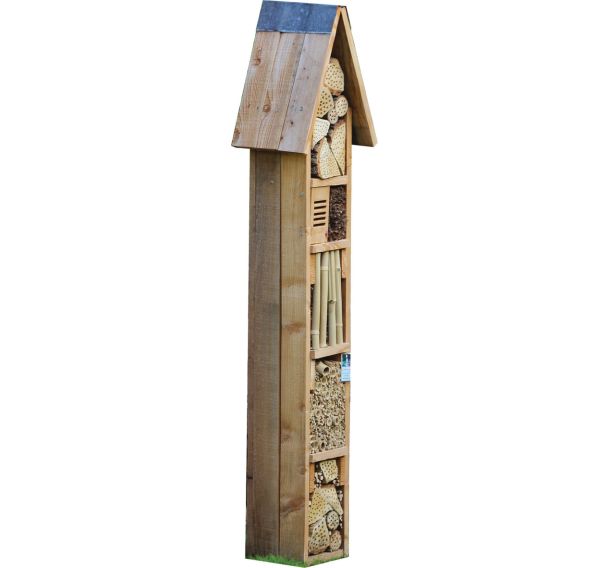 Tour hotel à insectes toiture pointue Carre Serre