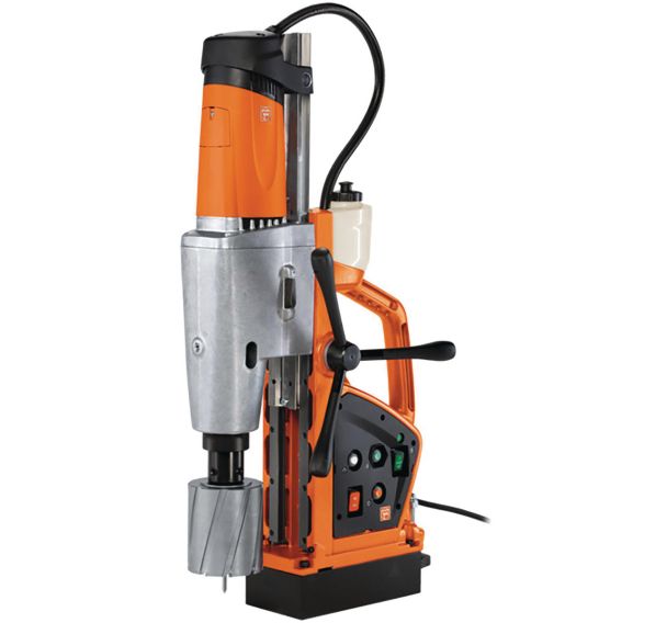 Unité de perçage magnétique universelle KBU 110-4 M