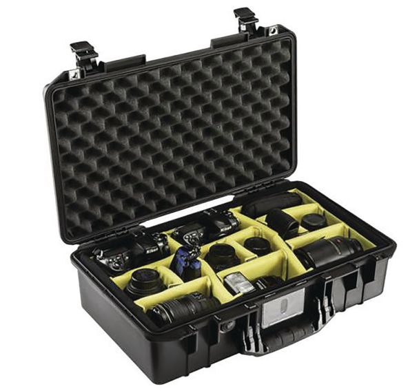 Valise de protection étanche noire Peli Air Case 1525