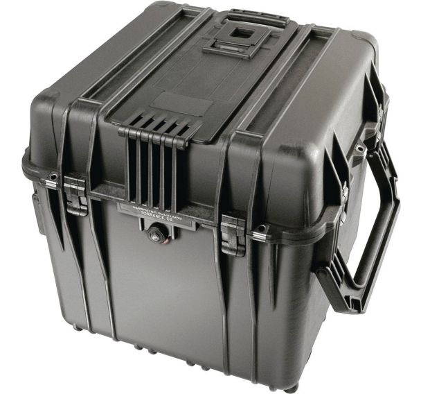 Valise de protection étanche noire Peli Case 0340