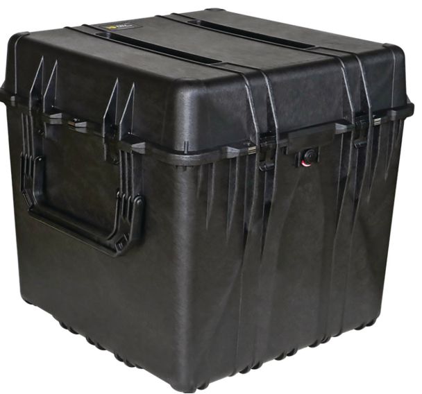 Valise de protection étanche noire Peli Case 0370