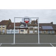 But multijeux 3x2m à sceller avec basket 2,60 m