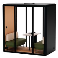 Cabine acoustique table/canapés vert/beige personnes - Mirplay School