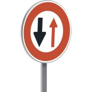 Panneau B15 cédez passage circulation sens inverse - Taliaplast